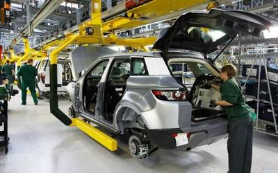 董車日報(bào) 蔚來ES6預(yù)售價(jià)引關(guān)注，香港旅游巴士事故敲響警鐘，國內(nèi)旅游業(yè)務(wù)迎來新契機(jī)